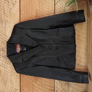 Cripple Creek 100% Genuine Leather Jacket Woman's size small, Black